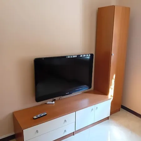 Lägenhet Viale Iv Novembre 19