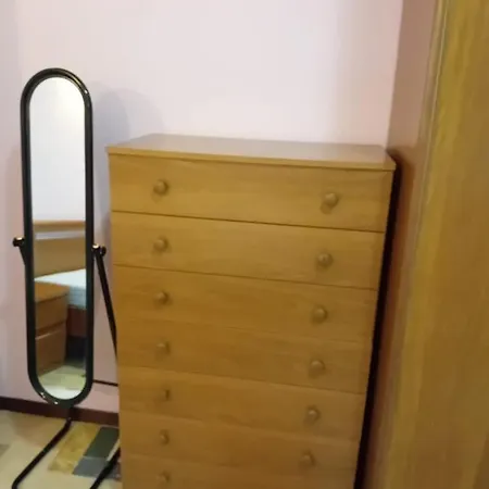 Viale Iv Novembre 19 Lägenhet