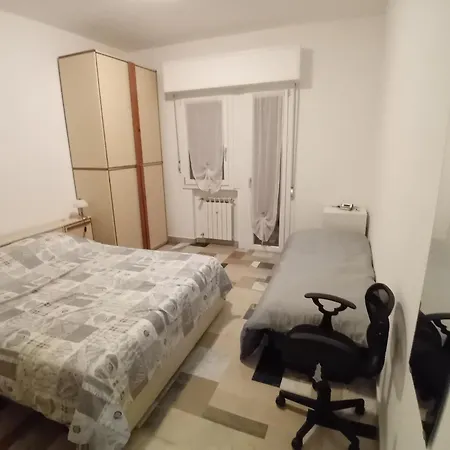 Viale Iv Novembre 19 Lägenhet