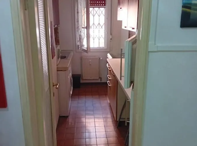 Viale Iv Novembre 19 Ferrara